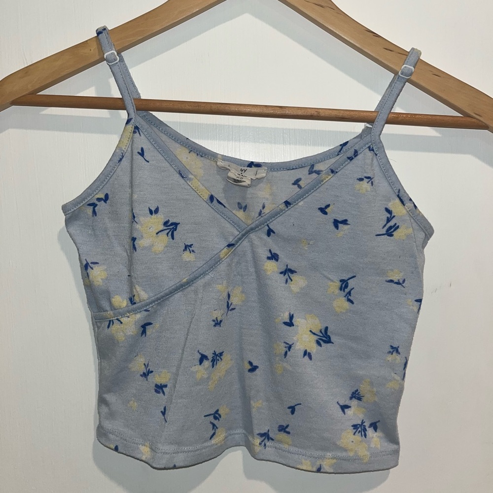 Tillys- floral cross tank